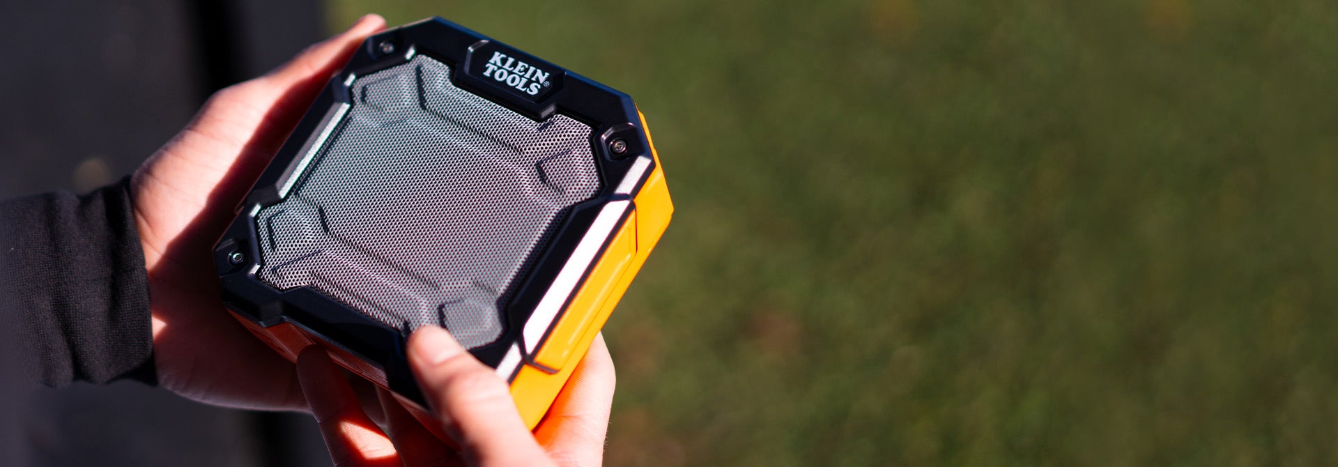 Bluetooth®
Jobsite
Speaker