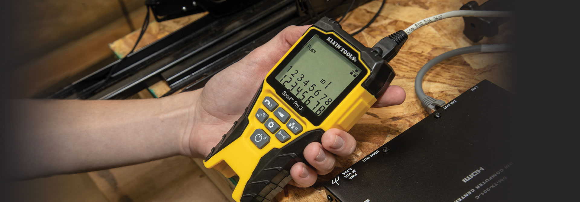 SCOUT PRO 3
CABLE TESTER